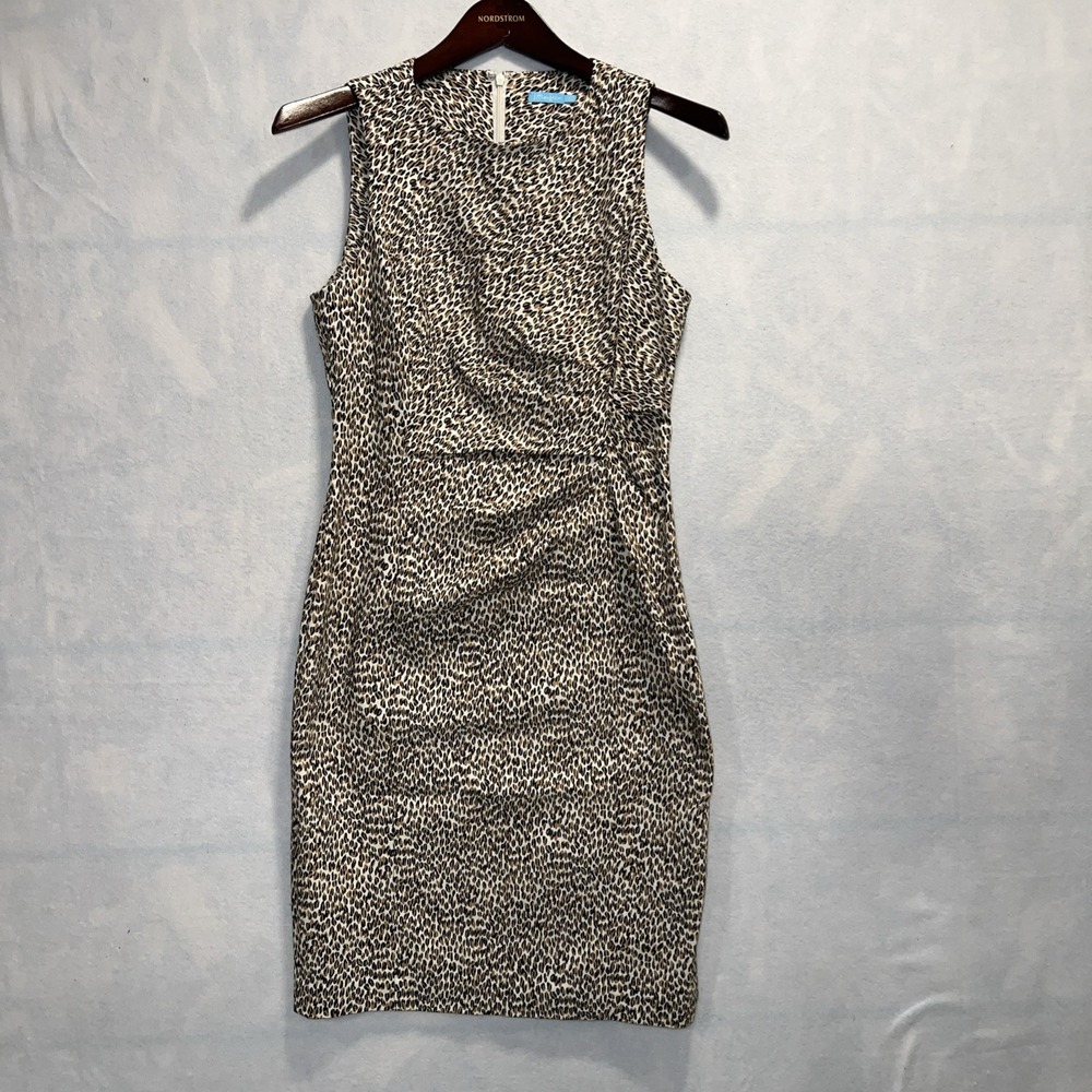 J. McLaughlin‎ Anne Dress Tan Animal Print Sheath Sleeveless Size 2 WOW!